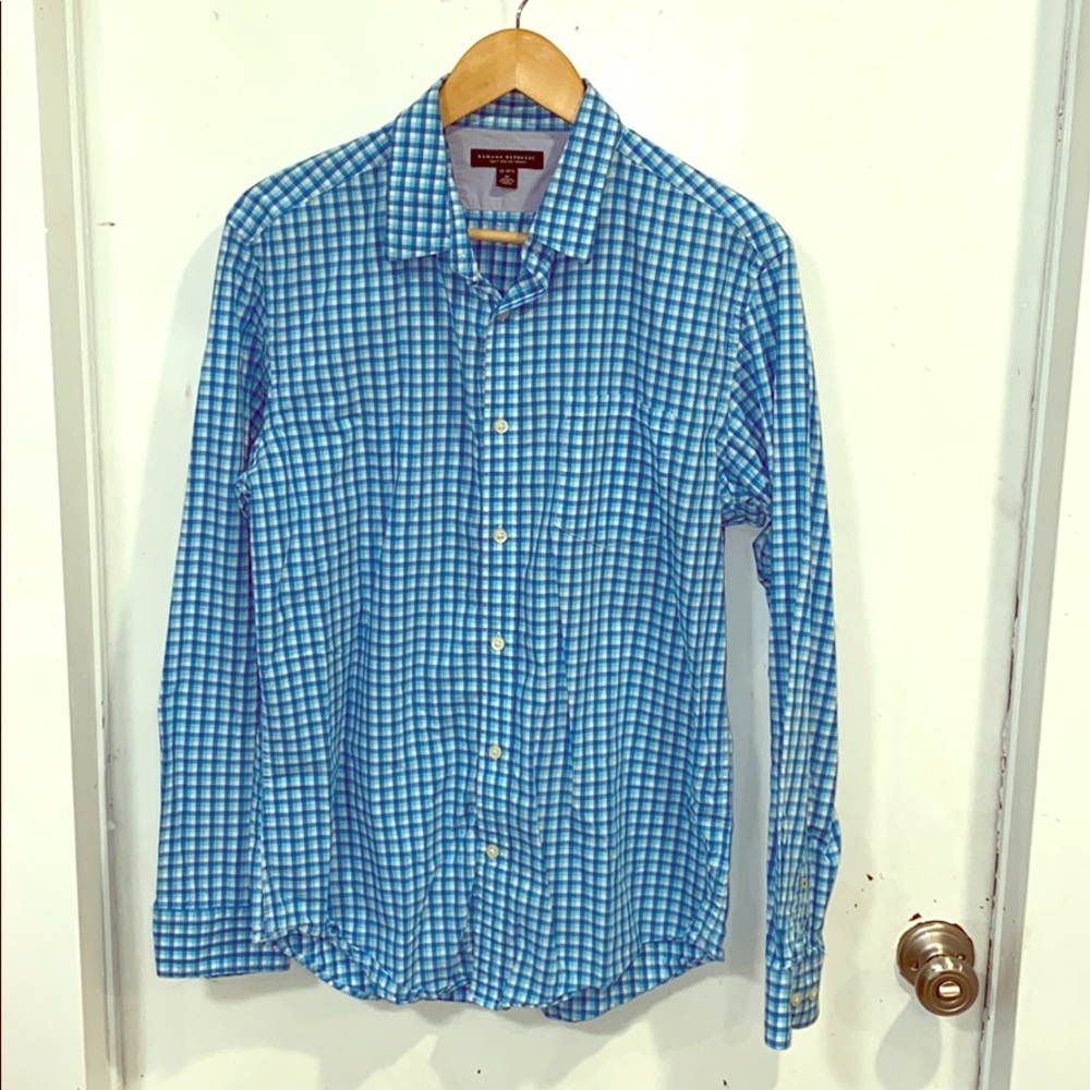 Banana Republic soft wash dress shirt, size M